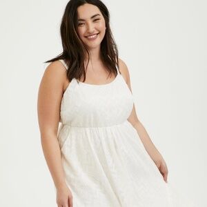 White Chiffon Chevron Stripe & Metallic Thread Midi Dress Size 1 - has pockets